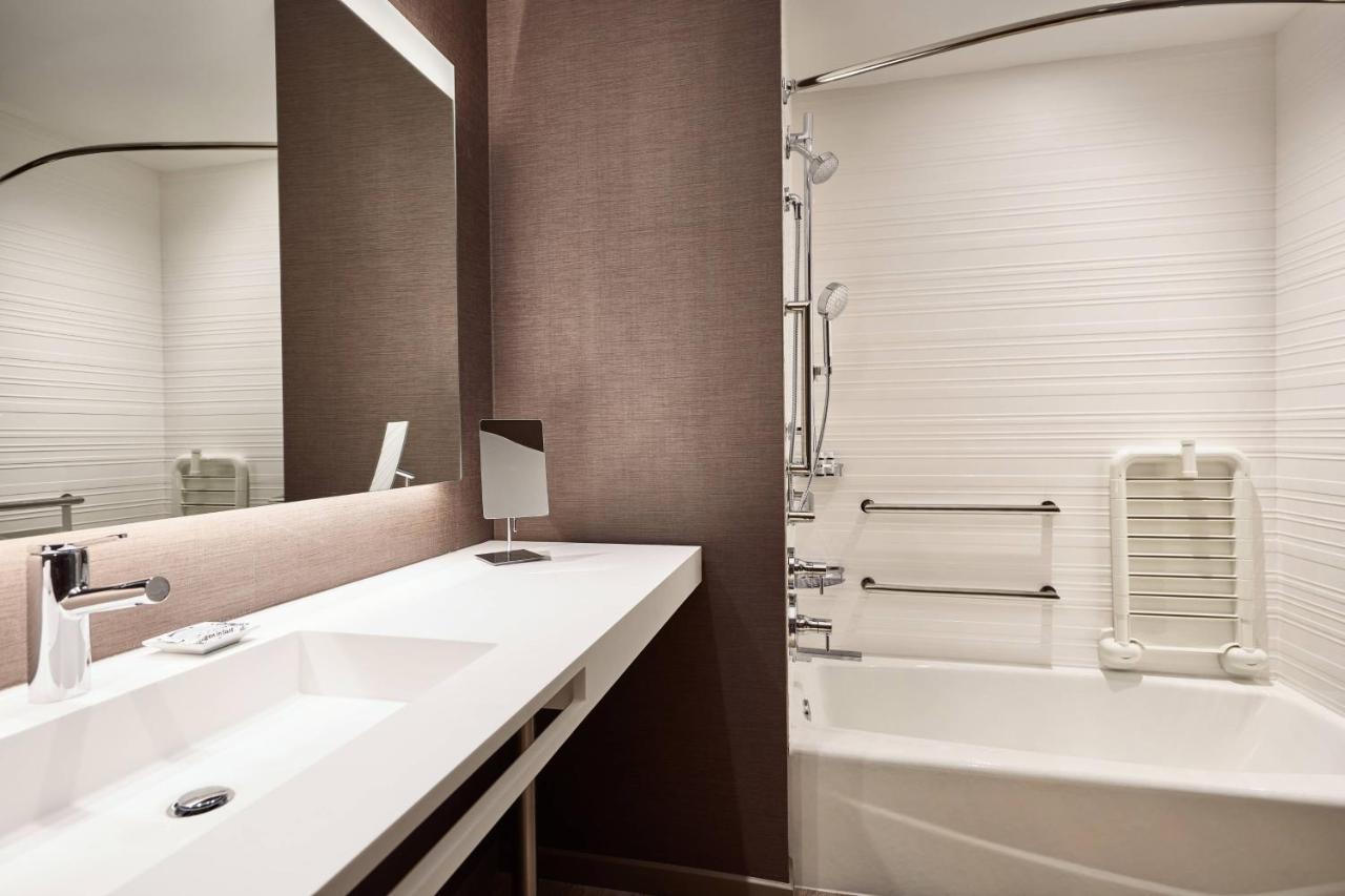 Ac Hotel By Marriott Atlanta Perimeter ダンウッディ エクステリア 写真